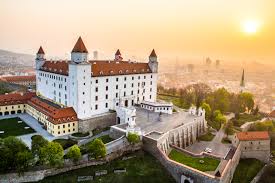 Bratislava – Kale ve Tuna
